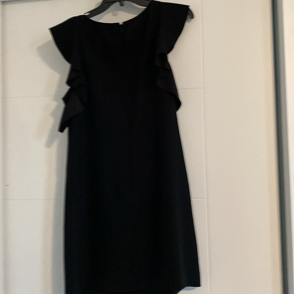 Banana Republic Little Black Dress with Pockets!  Size 6 - Picture 2 of 5